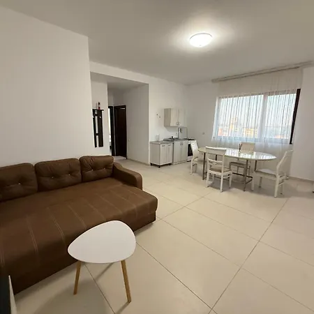 Apartament2 Faleza Nord Apartmán Constanţa
