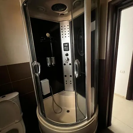 Apartament2 Faleza Nord * Köstence