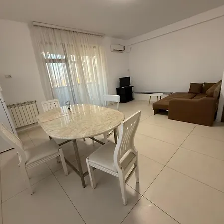 Apartament2 Faleza Nord Daire *