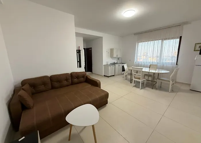 Apartament2 Faleza Nord Apartman